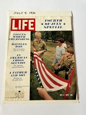 Vintage 1970 LIFE Magazine July 4 Fourth Of July Special Cover